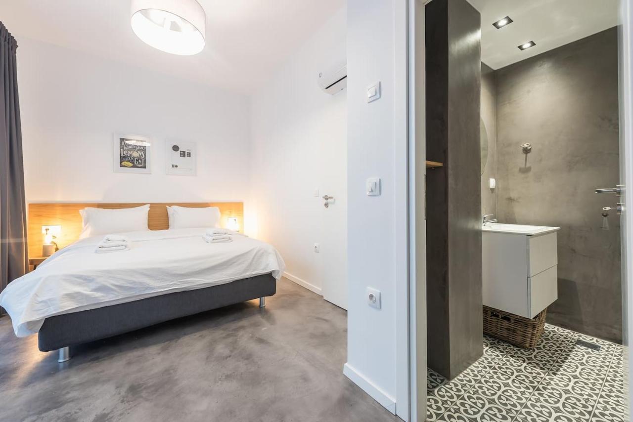 Plaka Designed Apartment Athens Ngoại thất bức ảnh