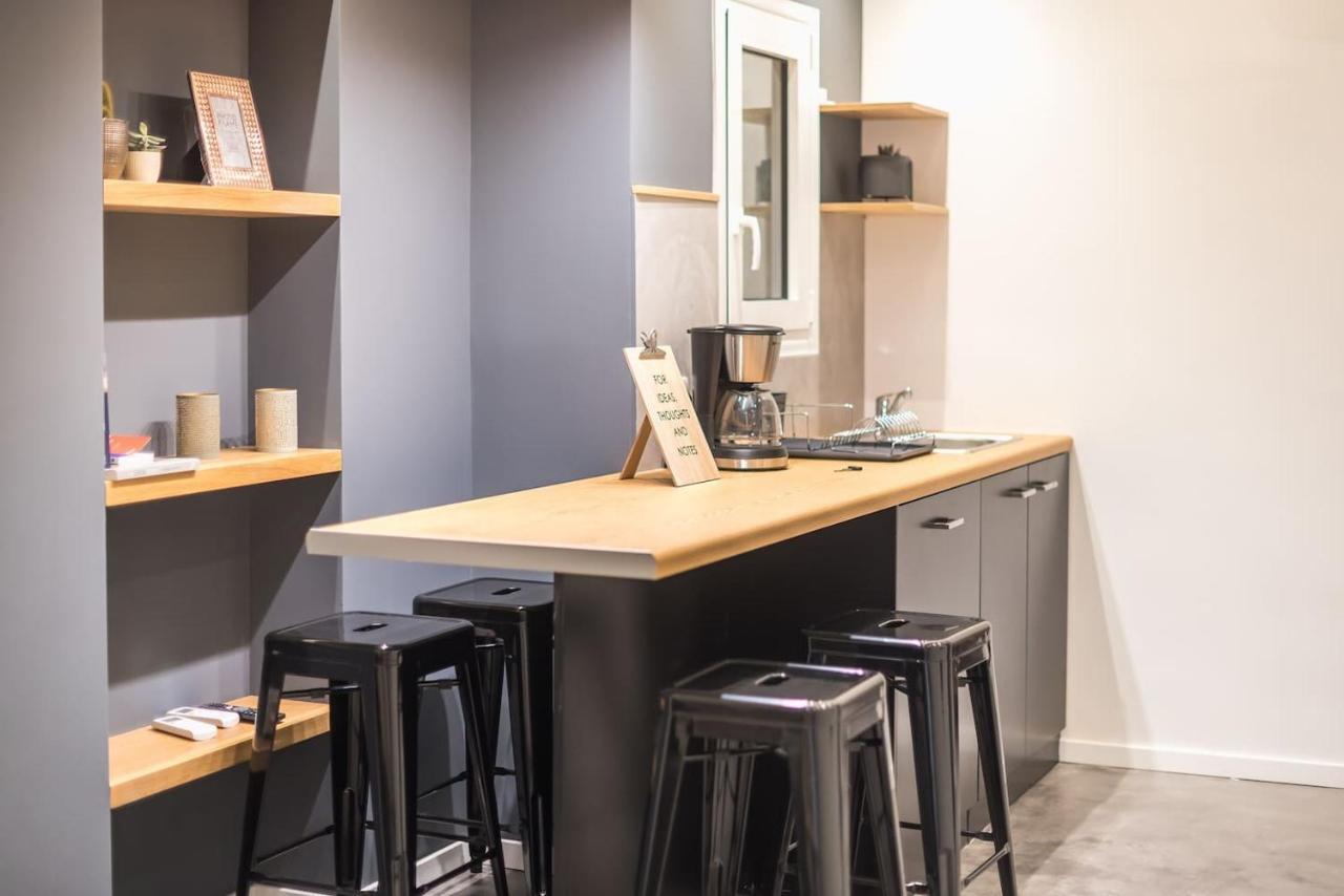 Plaka Designed Apartment Athens Ngoại thất bức ảnh